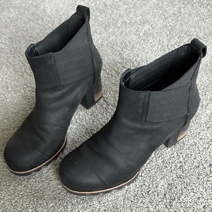 Sorel Women’s Chelsea Heel EUC